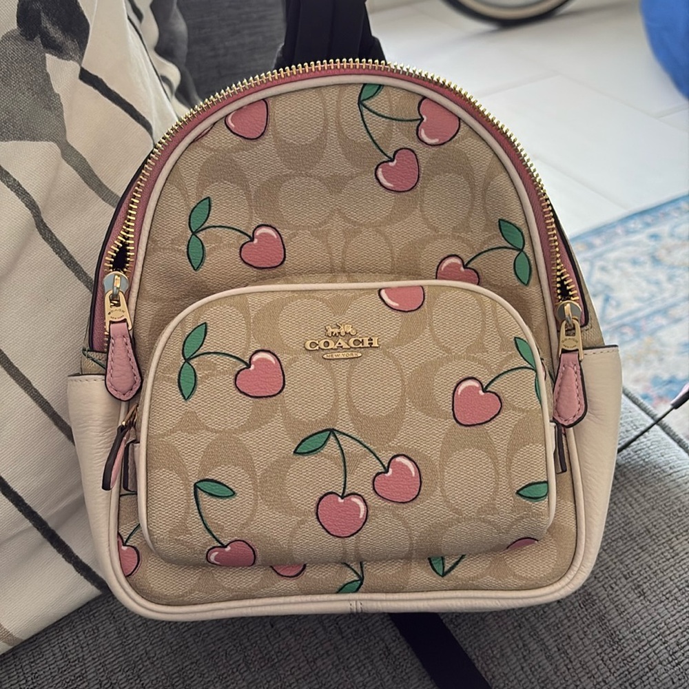 Coach mini back pack and matching wristlet NWT